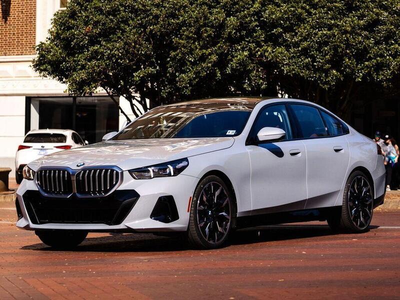 Расход топлива BMW 5-Series (G60) 2 АКПП 8 258 л.с. 8 поколение фото