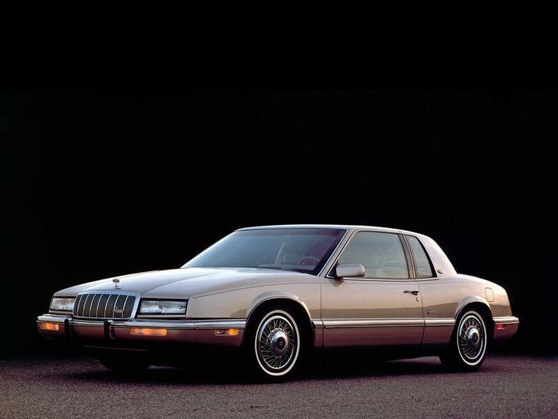 Расход топлива Buick Riviera 3.8 АКПП 4 165 л.с. фото
