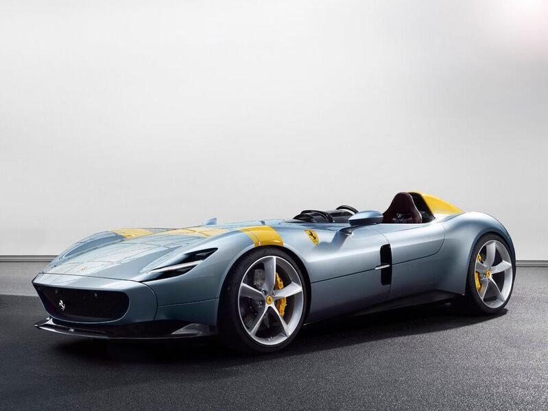 Расход топлива Ferrari Monza SP 6.5 РКПП 7 810 л.с. фото