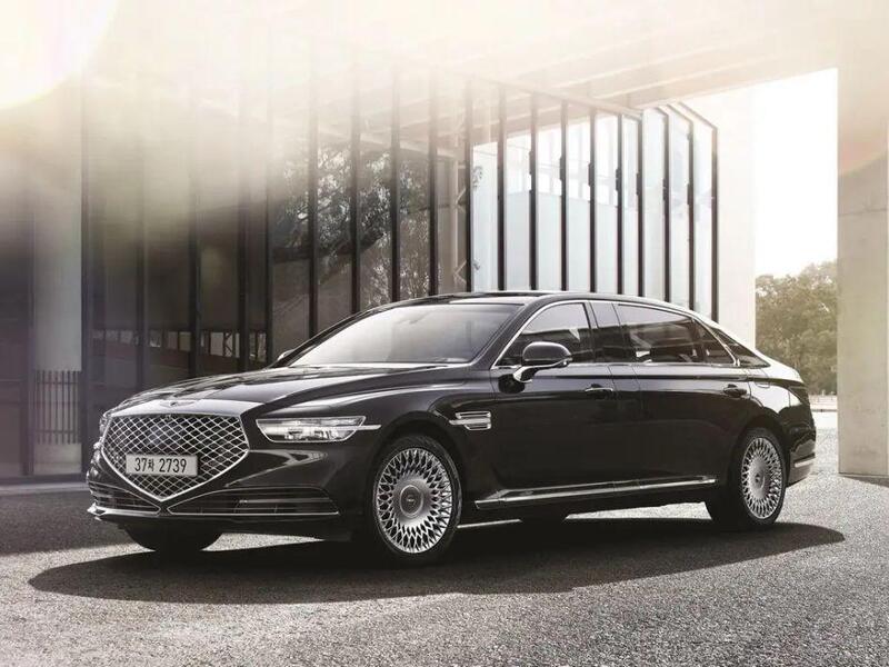 Расход топлива Genesis G90 (HI) 3.8 АКПП 8 309 л.с. фото