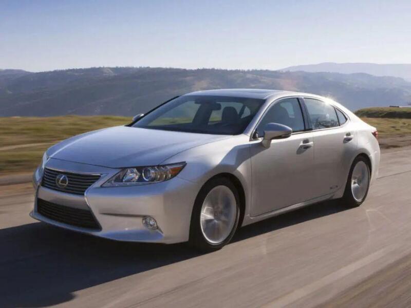 Расход топлива Lexus ES300h (XV60) 2.5 Вариатор 161 л.с. фото
