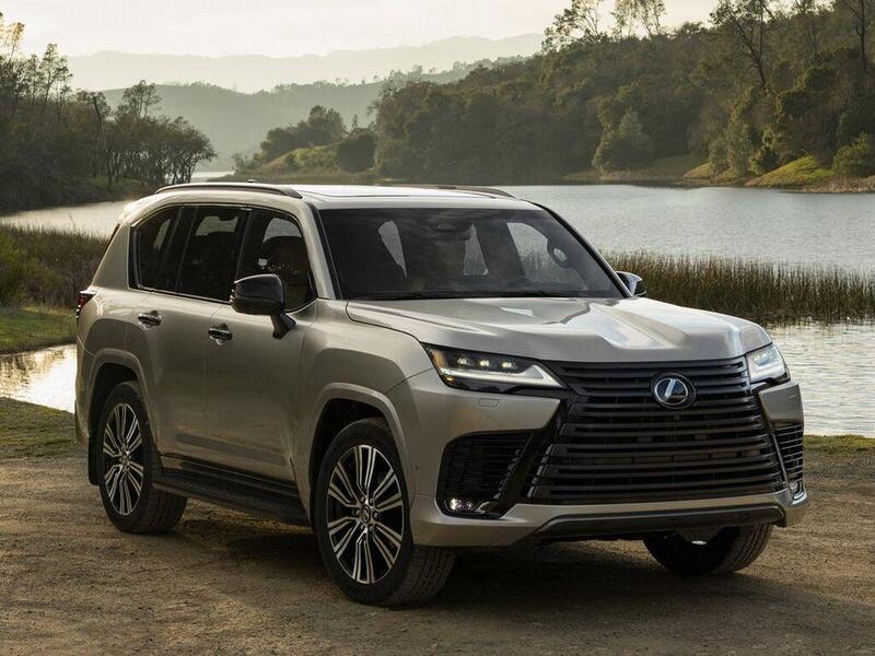 Расход топлива Lexus LX700h (J300) 3.4 АКПП 10 415 л.с. фото