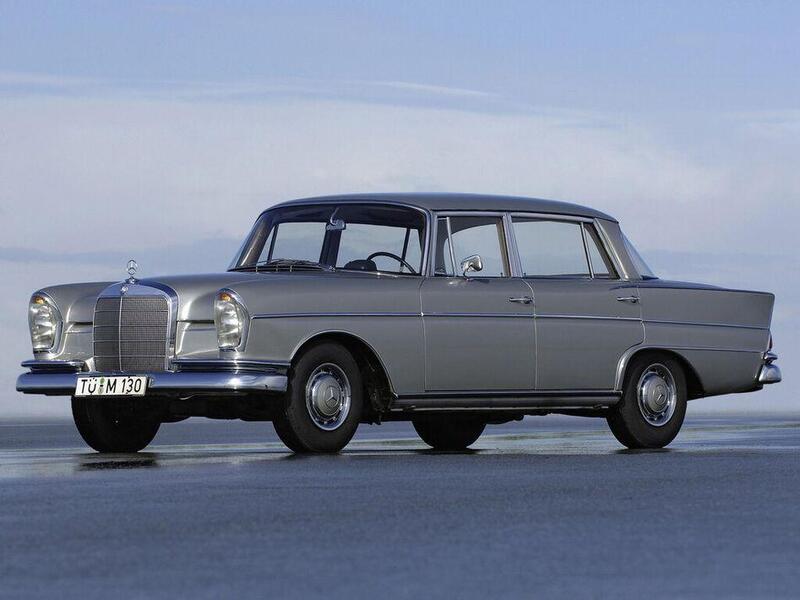 Расход топлива Mercedes-Benz W111 2.2 МКПП 4 95 л.с. фото