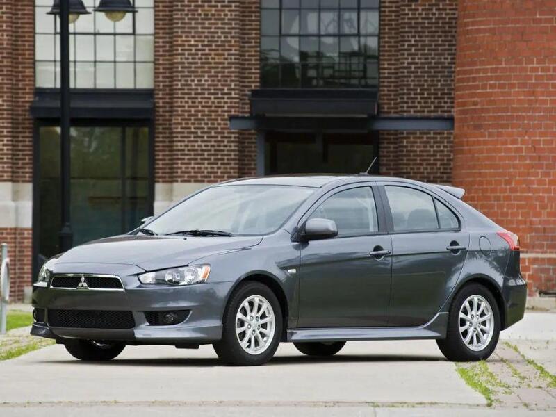 Расход топлива Mitsubishi Lancer (CY) 2 Вариатор 237 л.с. фото