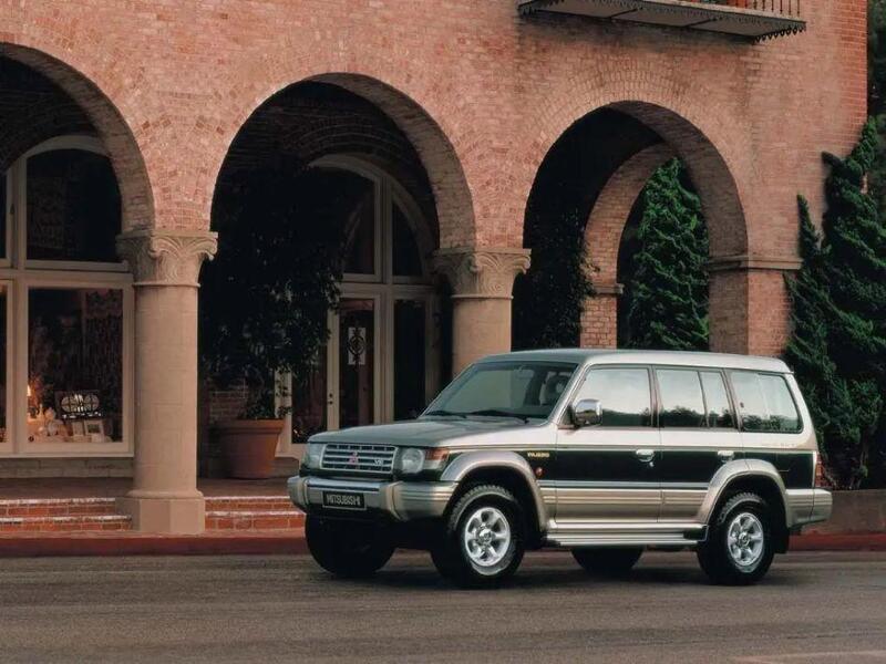 Расход топлива Mitsubishi Pajero (V30/V40) 3.5 АКПП 4 208 л.с. фото