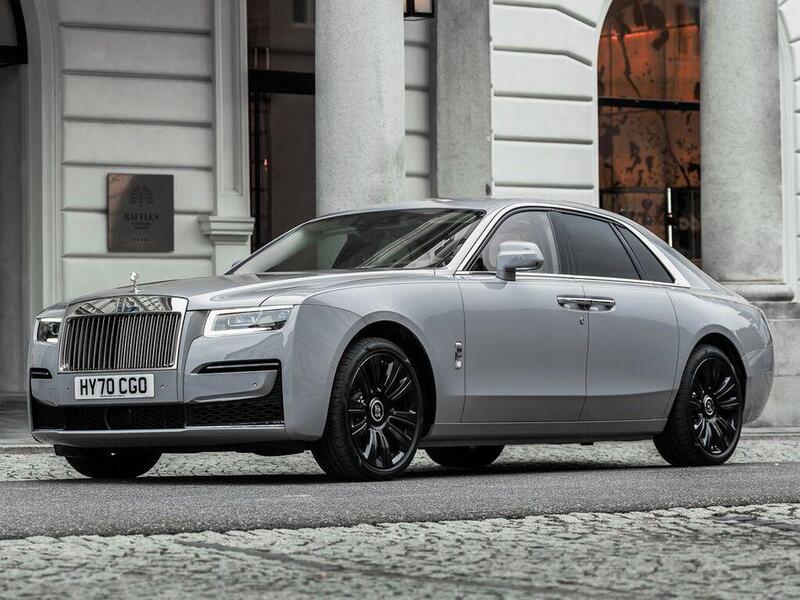 Расход топлива Rolls-Royce Ghost 6.8 АКПП 8 563 л.с. фото