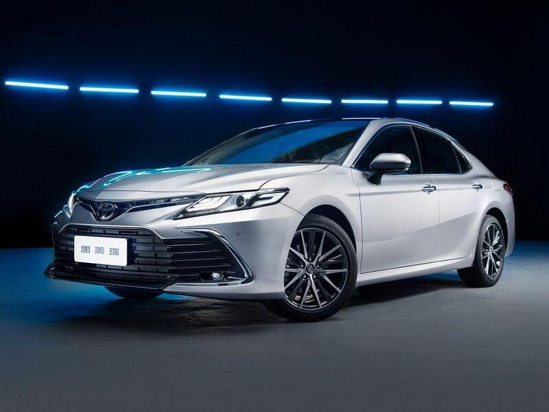 Расход топлива Toyota Camry (XV70) 2.5 Вариатор 176 л.с. фото