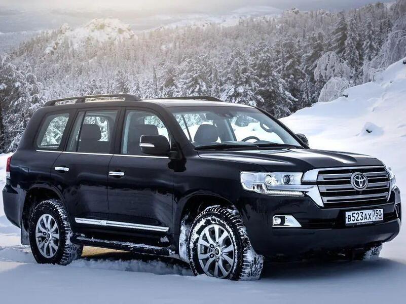 Расход топлива Toyota Land Cruiser (J200) 4.5 АКПП 6 249 л.с. фото