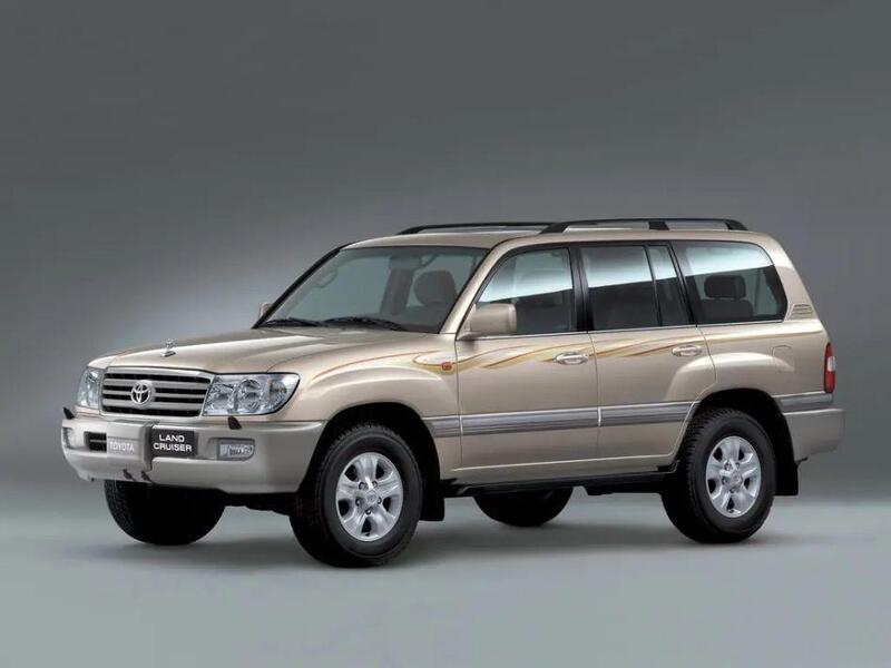 Расход топлива Toyota Land Cruiser (J100) 4.5 МКПП 5 211 л.с. фото