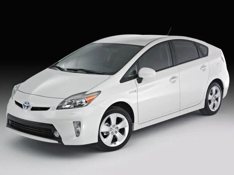 Расход топлива Toyota Prius (XW30) 1.8 Вариатор 98 л.с. фото