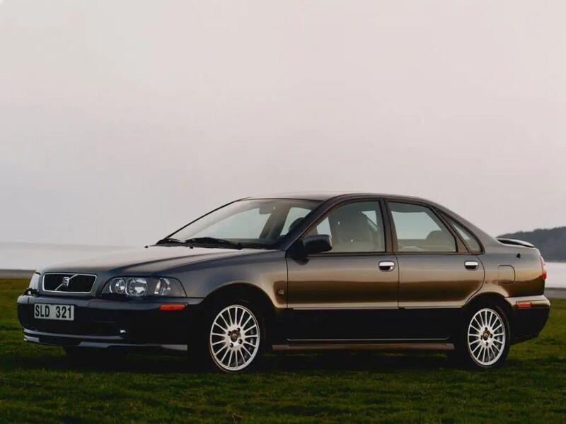 Расход топлива Volvo S40 (VS) 1.9 МКПП 5 165 л.с. фото